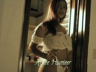 Alicee_Hunteer