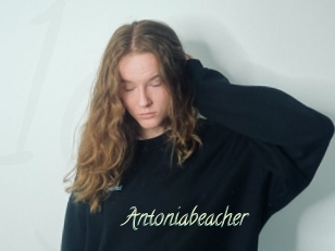 Antoniabeacher