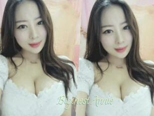 Bigchest_Annie