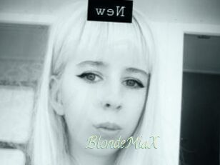 BlondeMiaX