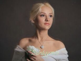 Blondyysmile