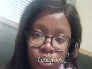 Cutieyboobz