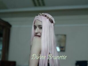 Divine_Brunette