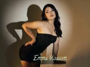 Emma_blossom
