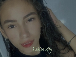 Evelin_shy