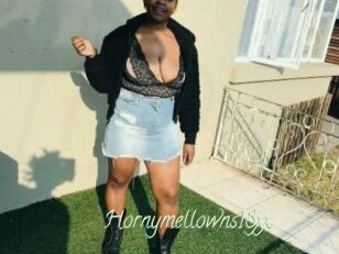 Hornymellowns18xx