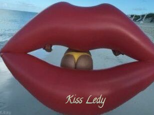 Kiss_Ledy
