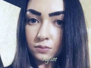 Kyliee_