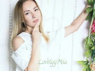 LovelyyMia