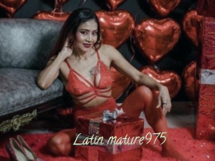Latin_mature975