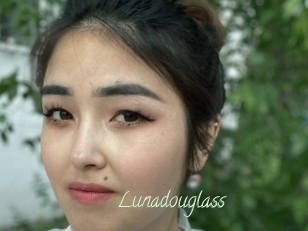 Lunadouglass