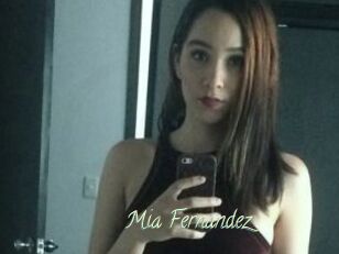 Mia_Fernandez