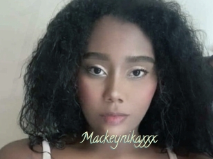 Mackeynikaxxx