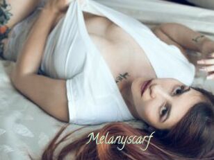 Melanyscarf