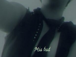 Mia_bad