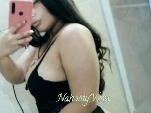 NahomyWest