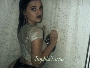 Sophia_Turner