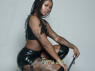 Tierra_doll